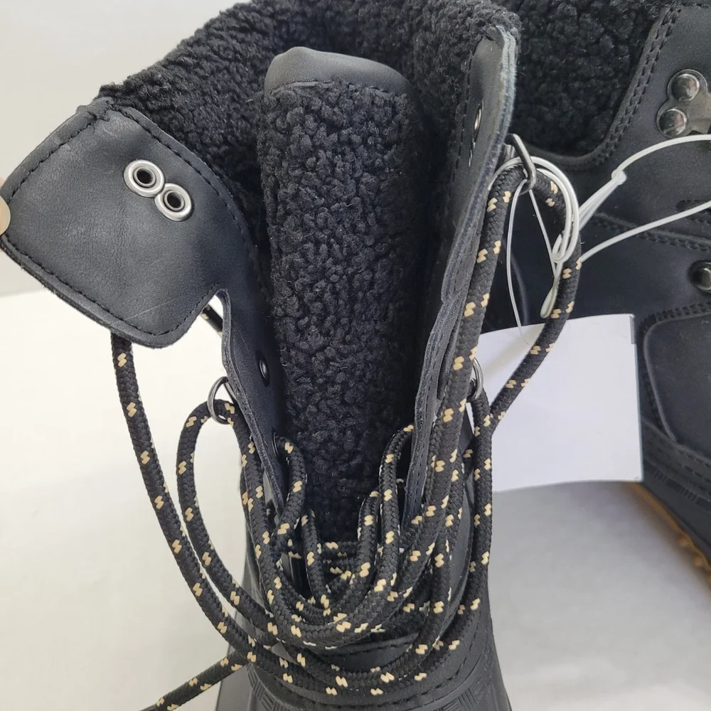 NWOT Tommy Hilfiger Rainah Duck Booties- Black- Size 8 M (Medium) - - Picture 5 of 9
